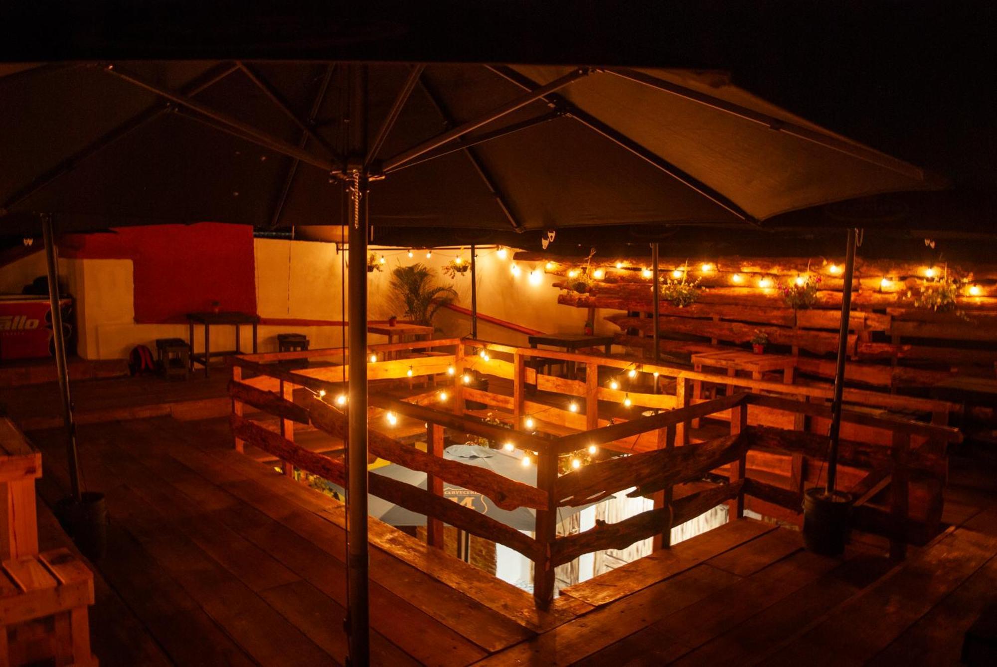 Kamazoztz Hostel And Travel Antigua Kültér fotó