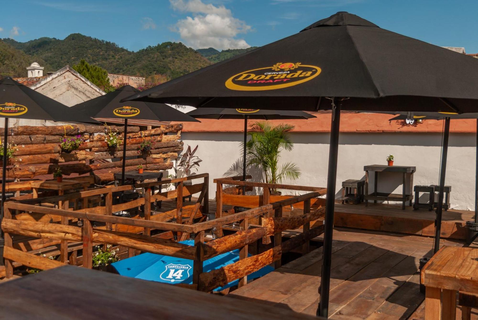 Kamazoztz Hostel And Travel Antigua Kültér fotó
