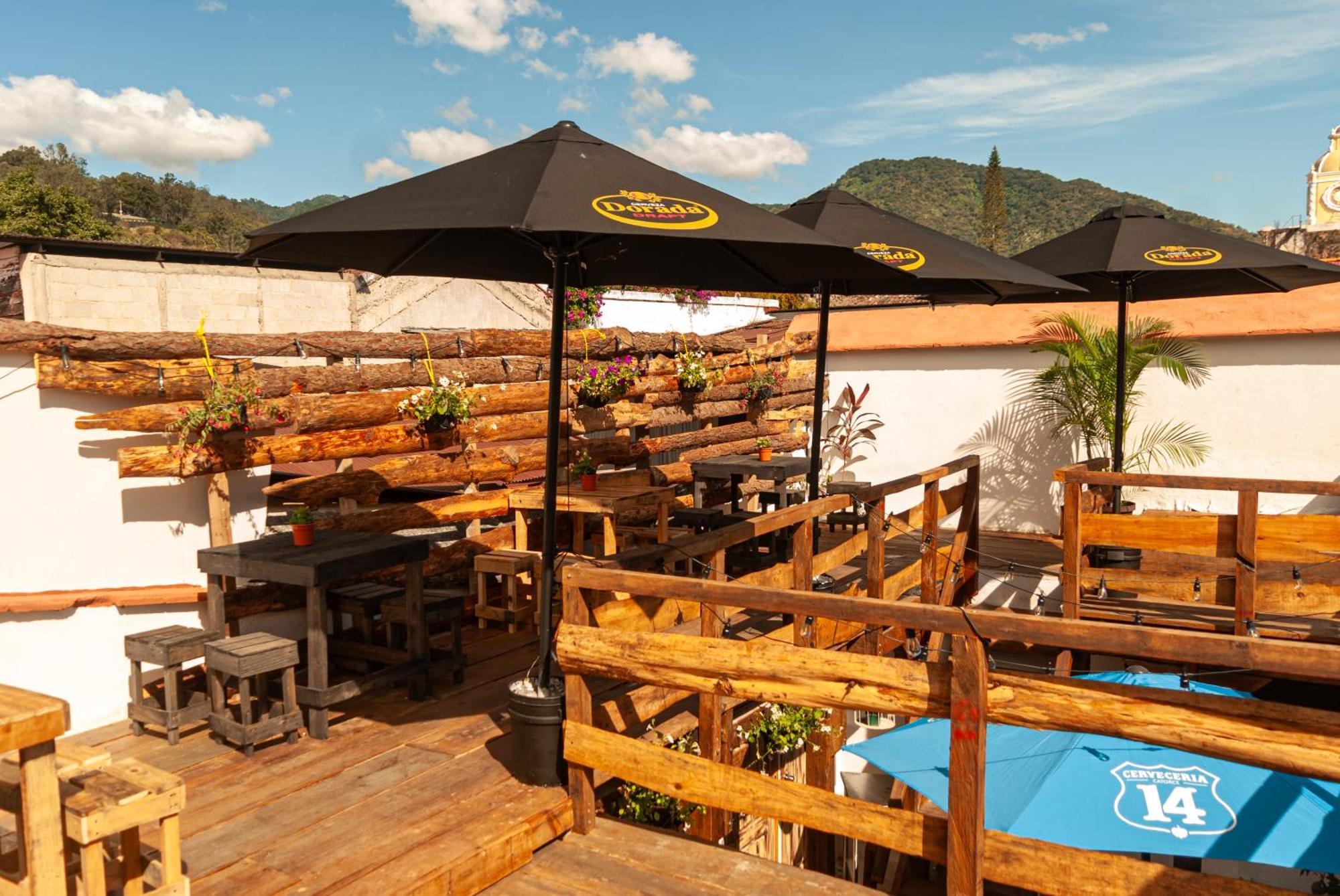 Kamazoztz Hostel And Travel Antigua Kültér fotó